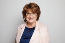 Mariette Hamer Foto door Manon van der Zwaal (kleiner)