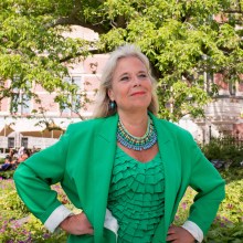 bfa57a8b-5e0b-4272-b3d4-7858b15f9e5b