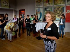 Workshop: Vrouwelijke leiderschap; Zorg voor meer macht en invloed Erna ter Weele en Margon van Toor