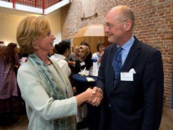 VNVA voorzitter Sylvia Buis met KNMG voorzitter Rutger-Jan van der Gaag